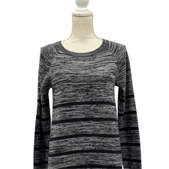 132. Jones New York Gray Black Striped Knit Long Sleeve Sweater Dress Size Small