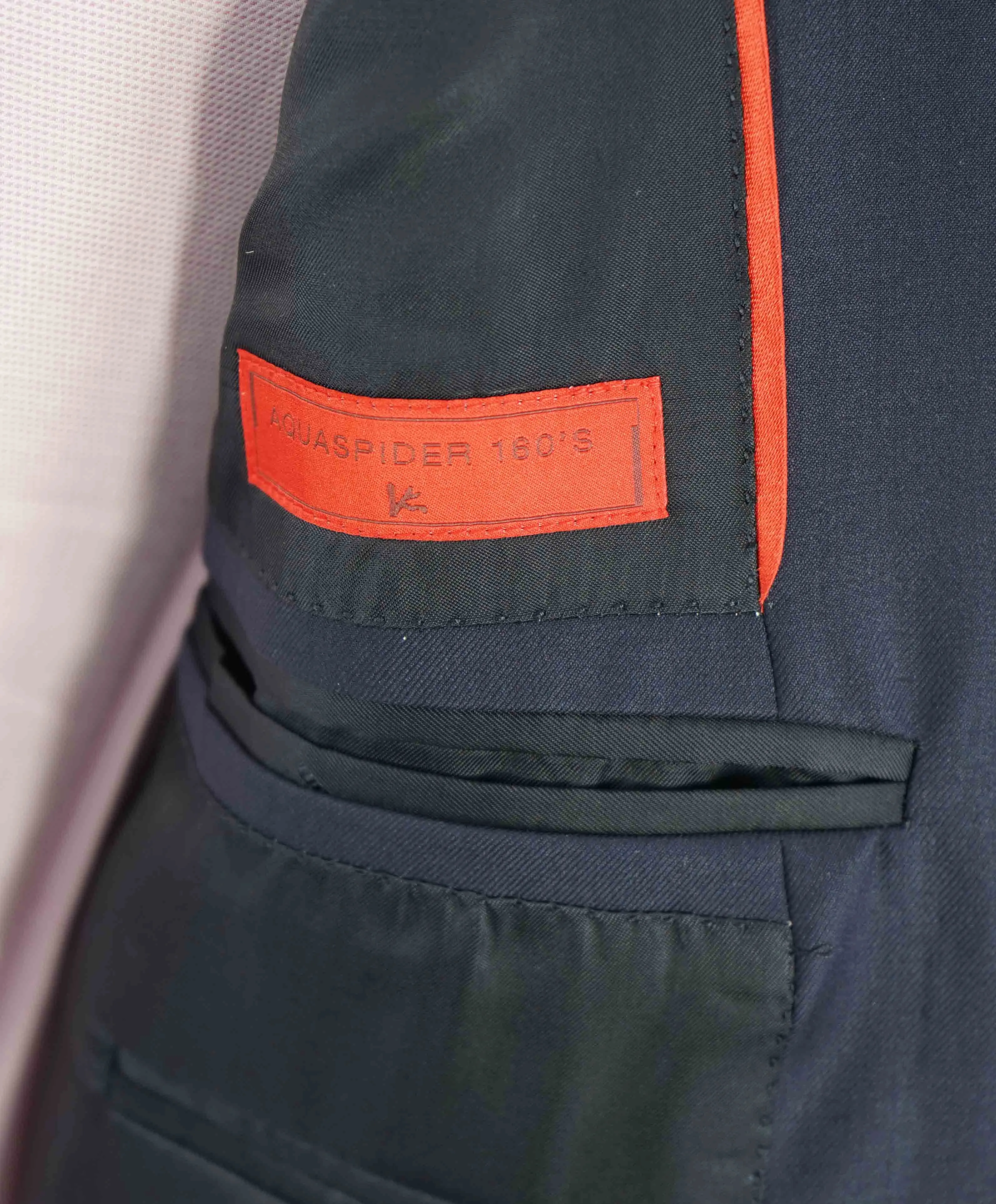 $2,995 ISAIA - "AQUASPIDER S" Super 160's Navy Blue Blazer - 40L