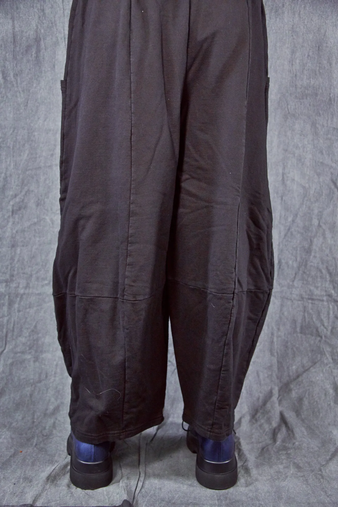 3292  Winter Four Square Pant with Pockets-Black-U
