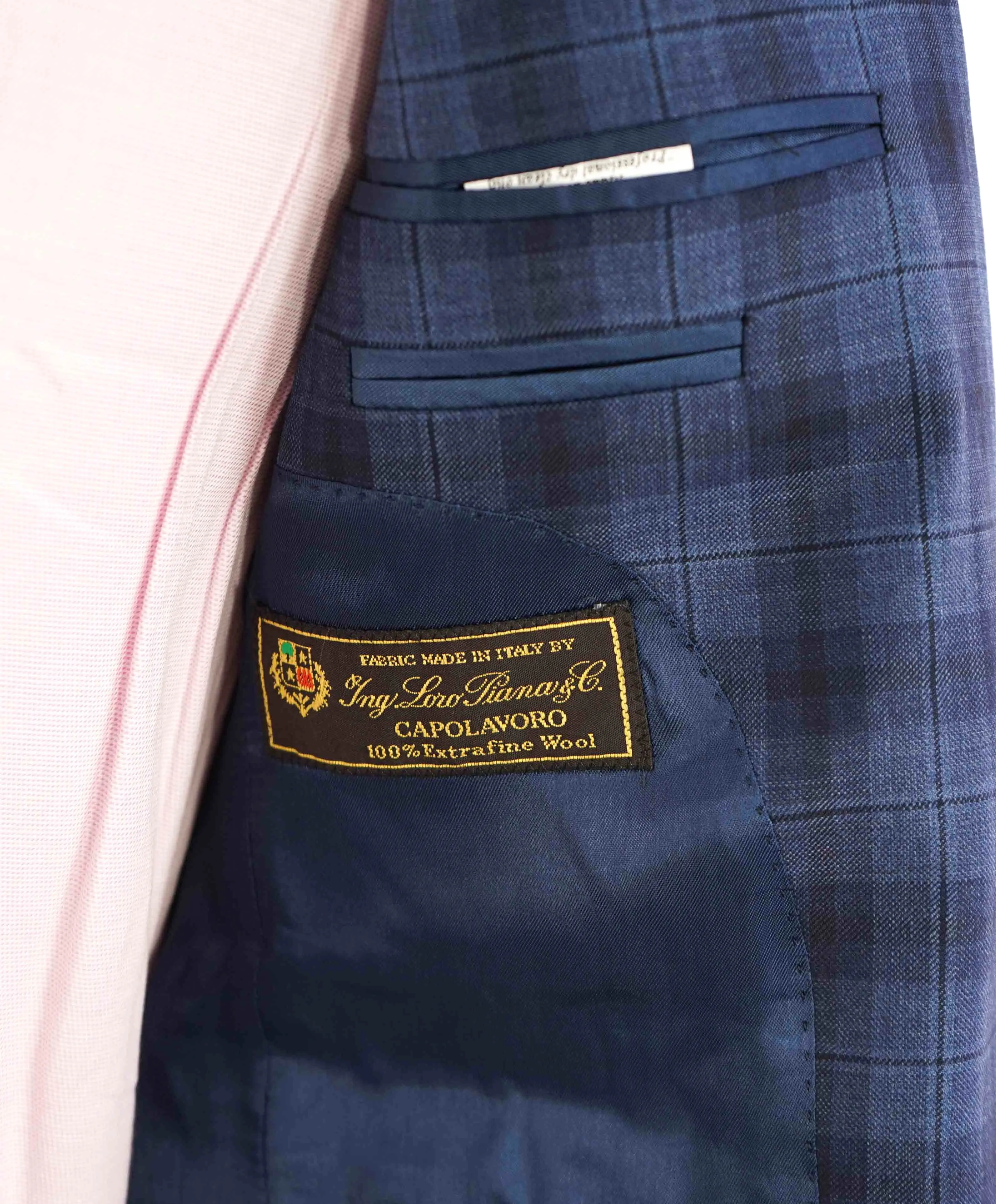 $995 LORO PIANA - MOVIMENTO “CAPOLAVORO” Extra Fine Black Blazer- 38R