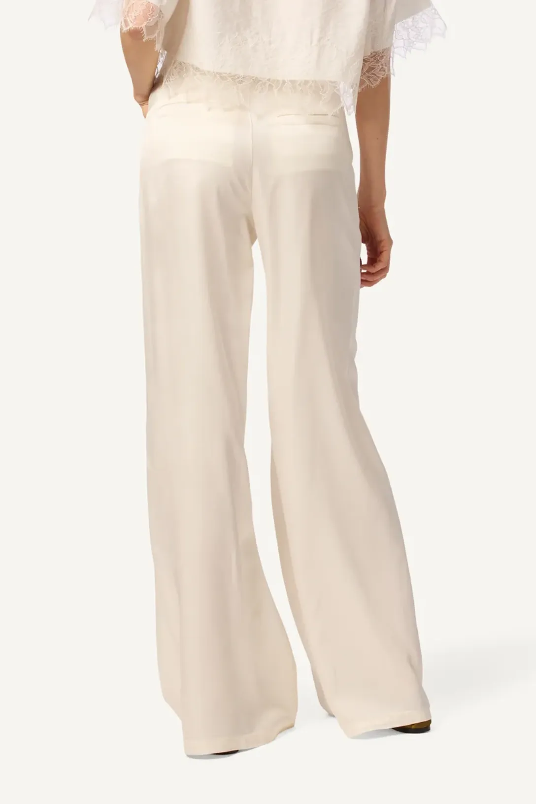 Adrianna Exaggerated Wide Leg Pant | Gardenia