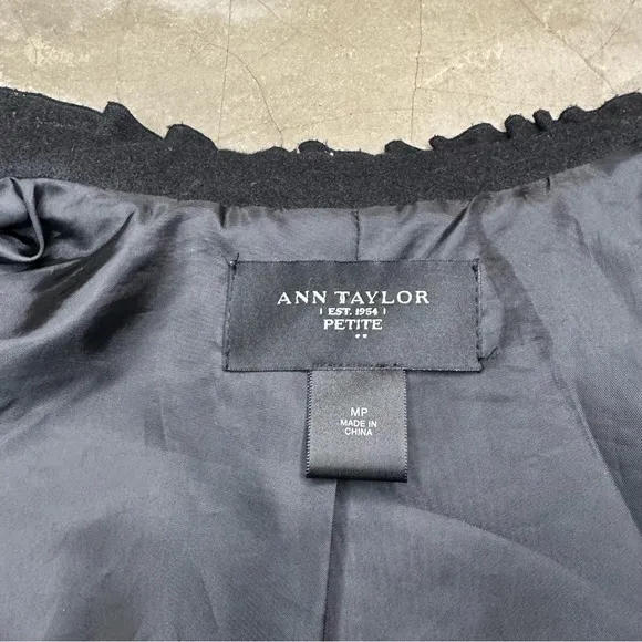 Ann Taylor Petite Black Double Breasted Ruffled Funnel Neck Coat/Blazer SzMP