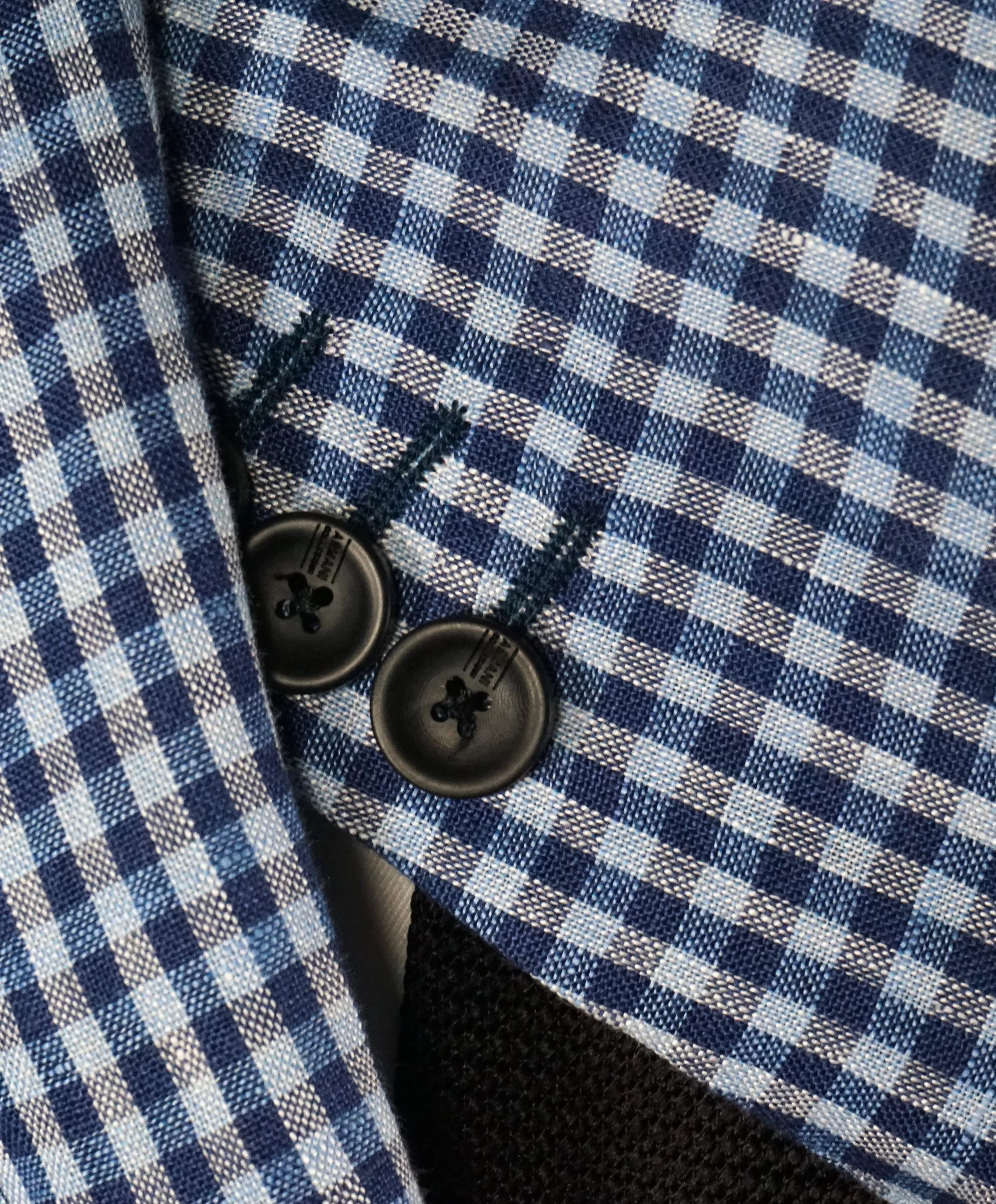 ARMANI COLLEZIONI - Blue & Navy Plaid Check Ultra Light Linen Blazer - 40R