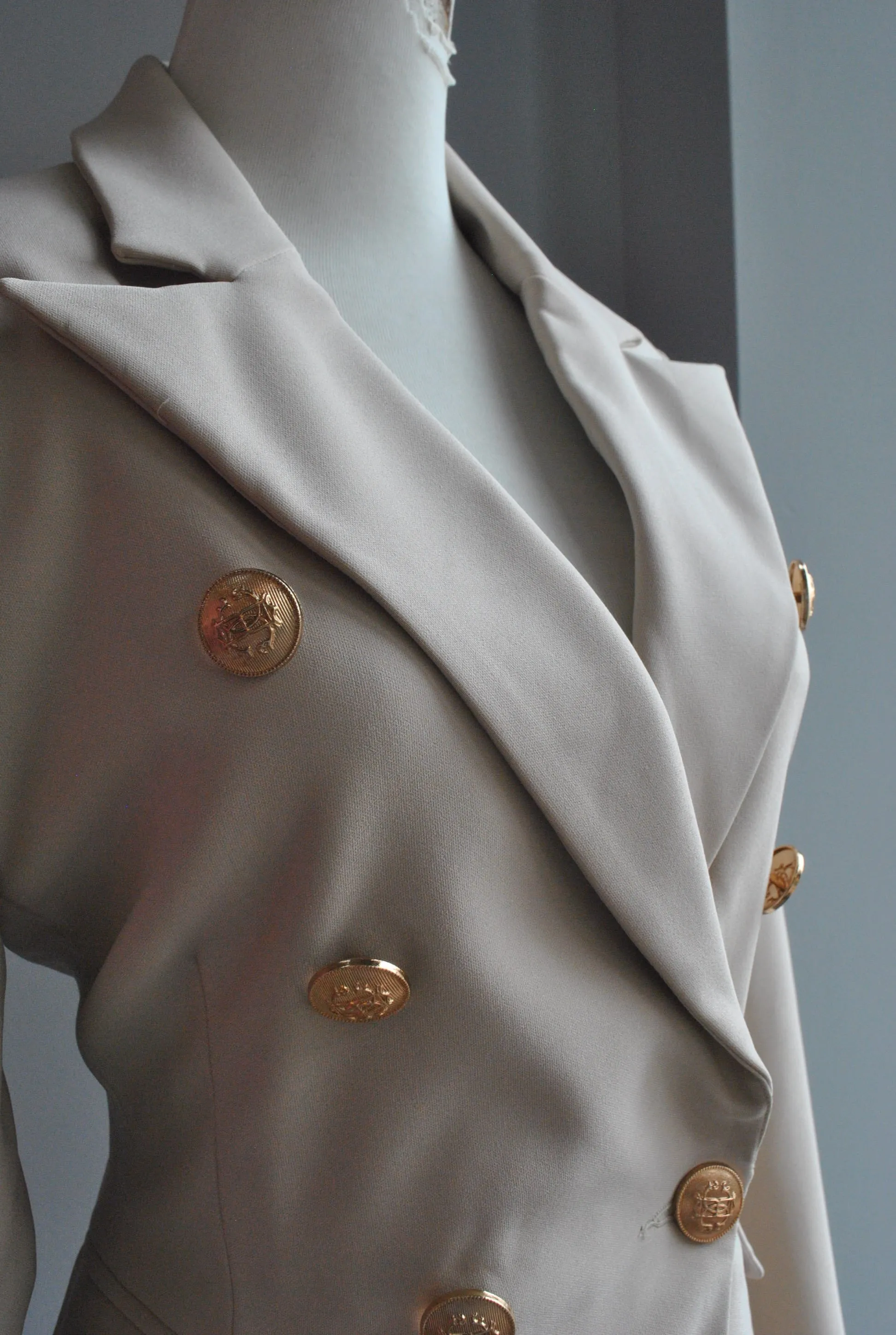 BEIGE DOUBLE BREASTED BLAZER