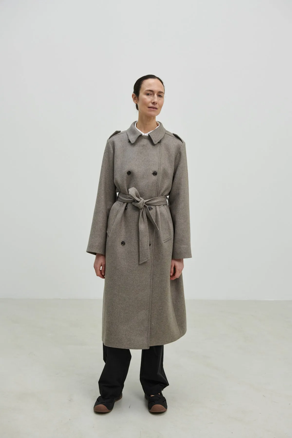 Bobby Winter coat in ash brown