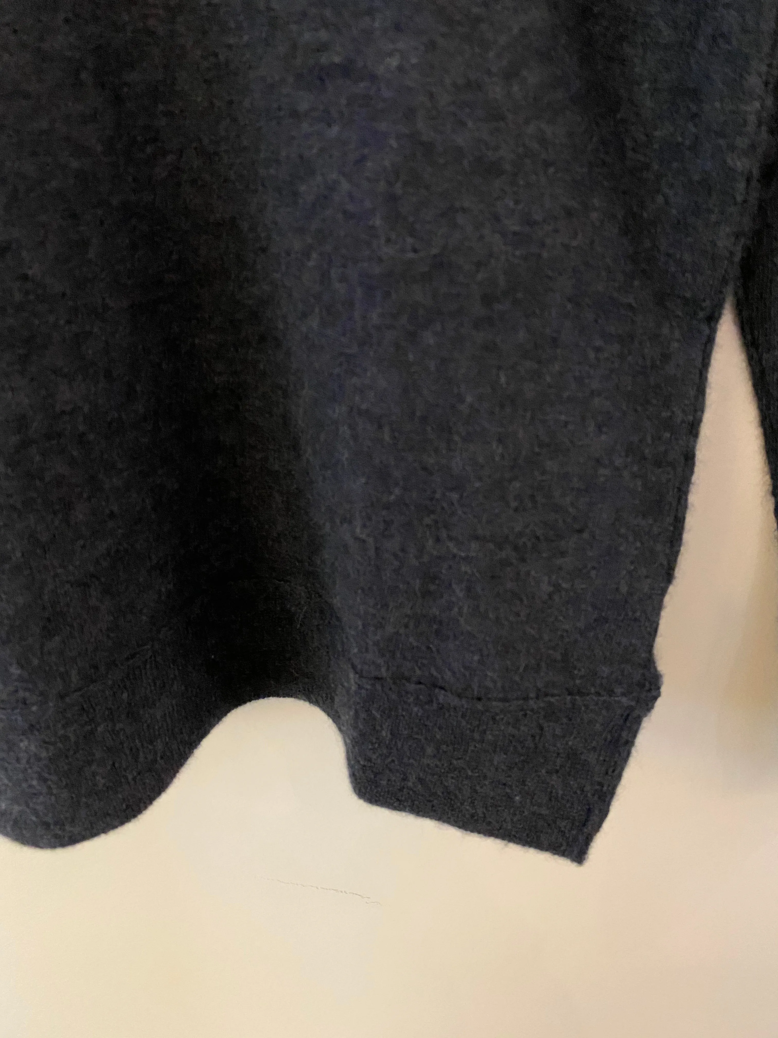 Brazeau Tricot Bracelet Sleeve Cashmere Sweater in Ink