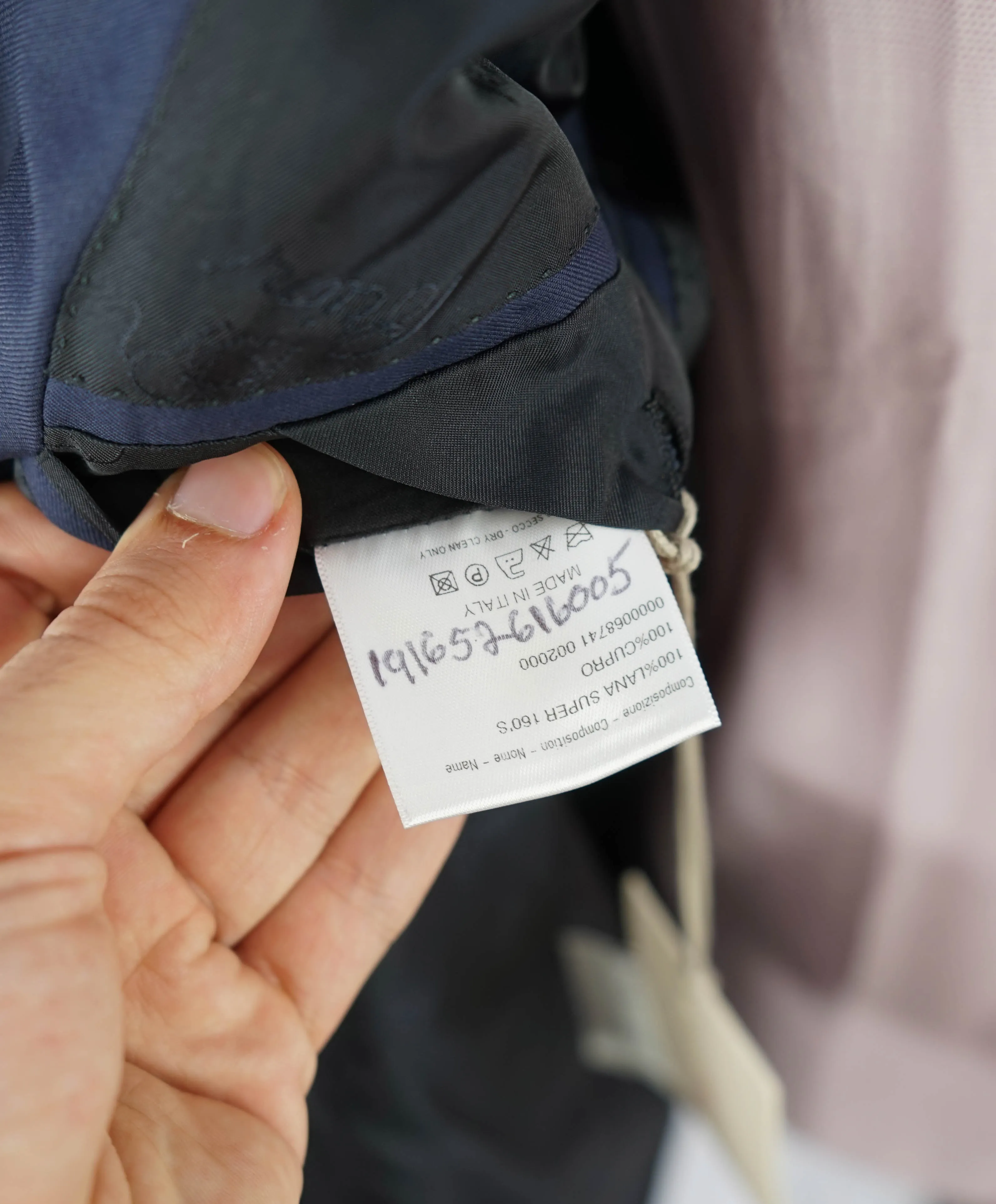 BRIONI - NAVY 160'S 2-Button "COLOSSEO" Hand Made In Italy Blazer - 60R US