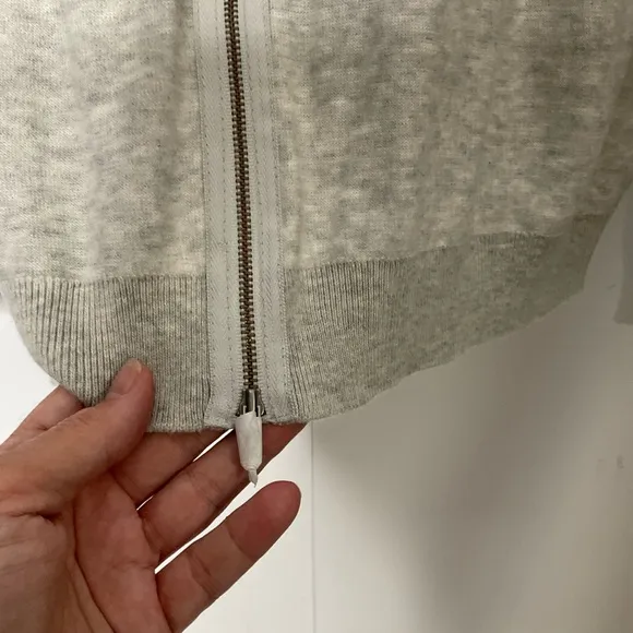 Cabi Grey Cobblestone Heather Grey Zip Back Cardigan Long Sleeve Sweater Size M