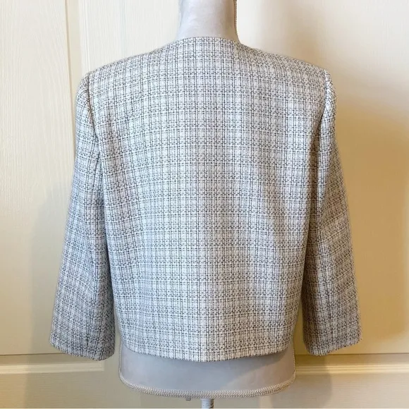 Calvin Klein Open Front Collarless Cropped Blazer Cream/Black Size 10