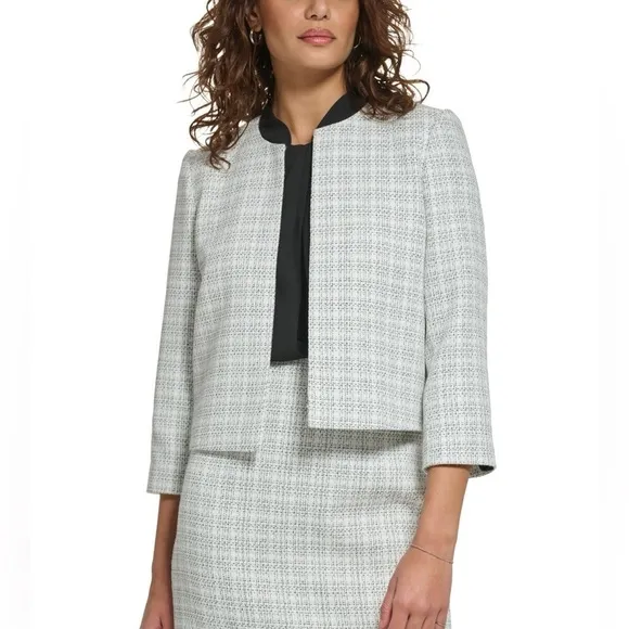 Calvin Klein Open Front Collarless Cropped Blazer Cream/Black Size 10