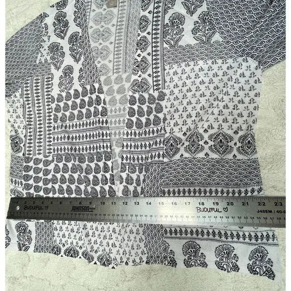 Chico's Womens White Black Paisley Print Open Front Cardigan Sweater Size 2 / L