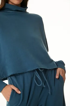 Cropped Turtleneck