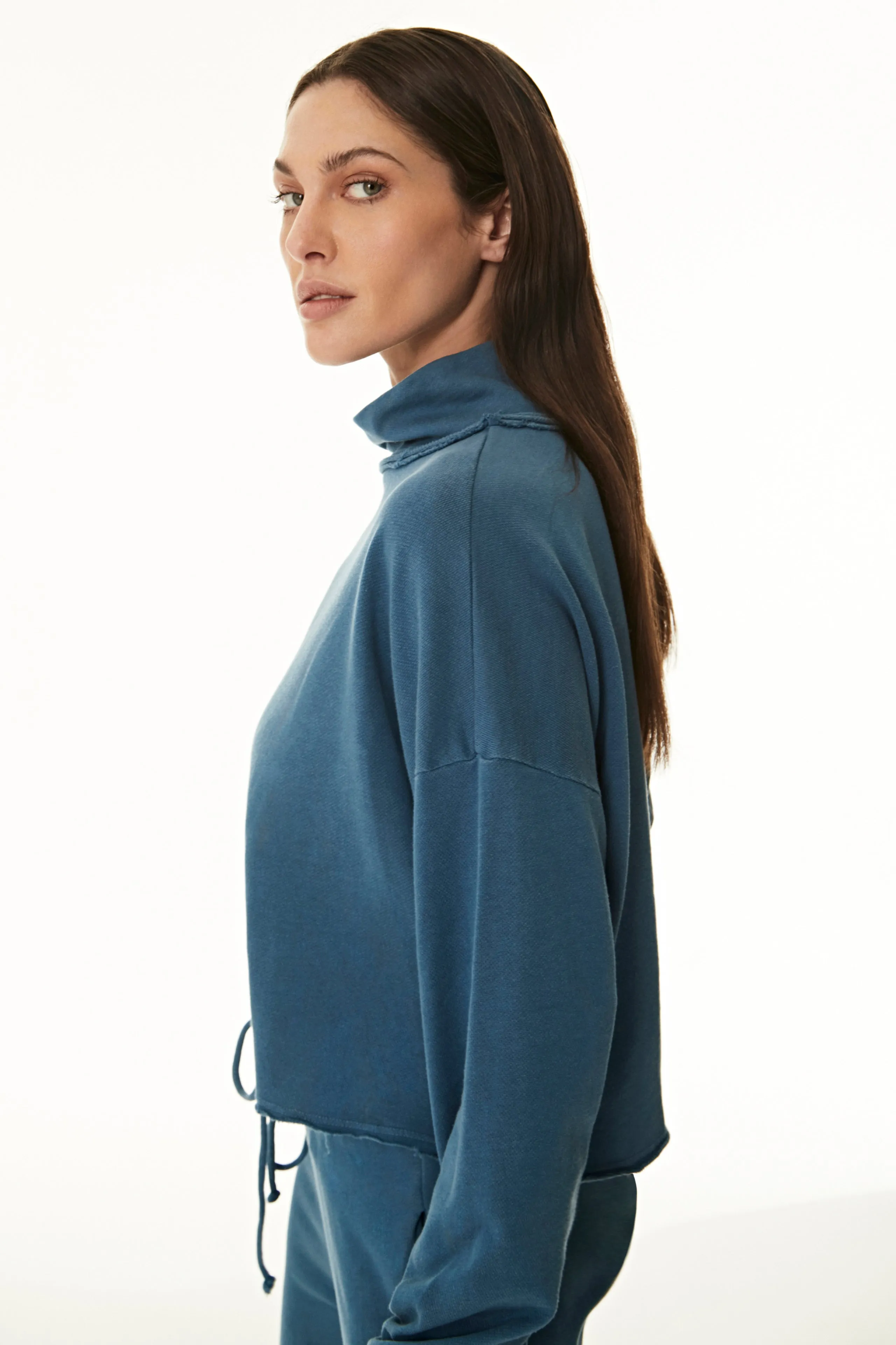 Cropped Turtleneck