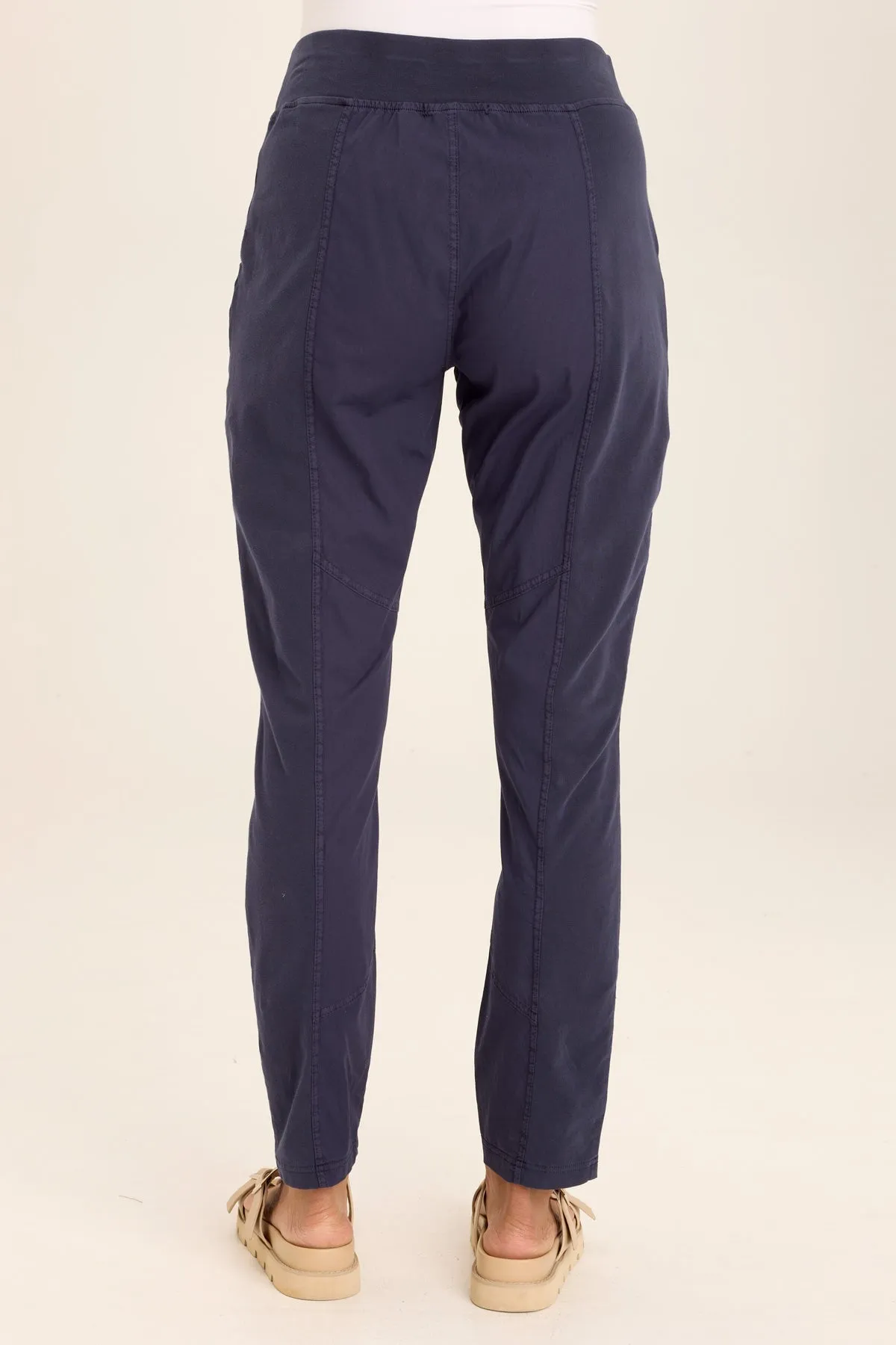 Dalia Slim Stretch Poplin Pant