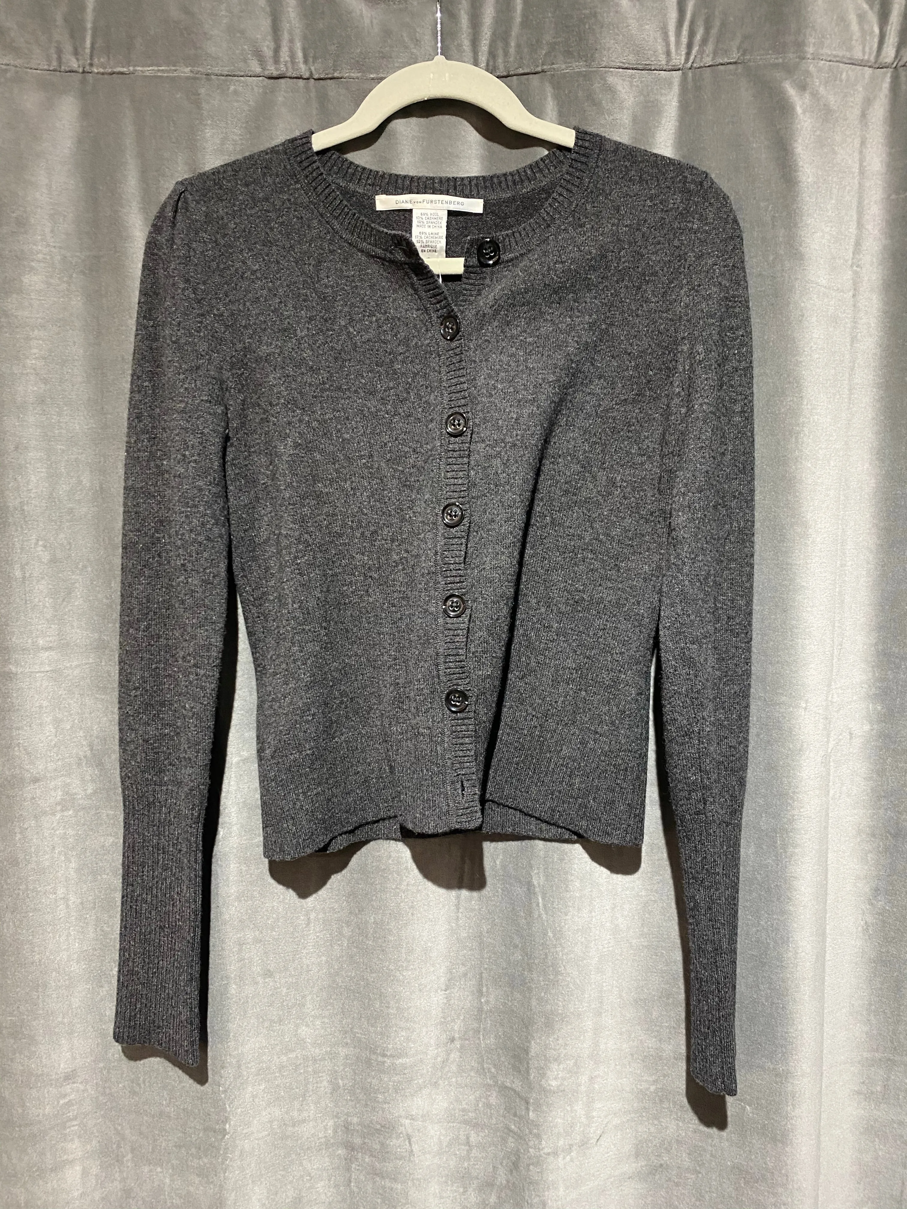 Diane Von Furstenberg Grey Cropped Long Sleeve Button Down Sweater