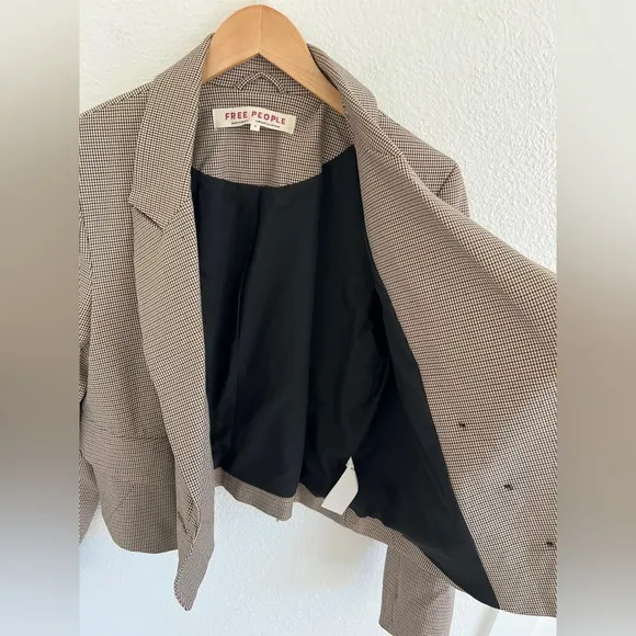 FREE PEOPLE blazer / cropped plaid Betty blazer / size M