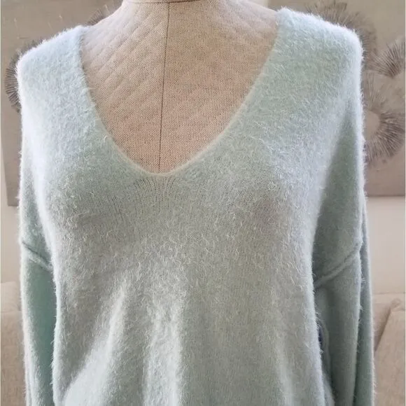Free People Princess Sweater sz Small in Mint
