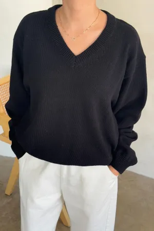 Gabby Sweater in Black | Le Bon Shoppe