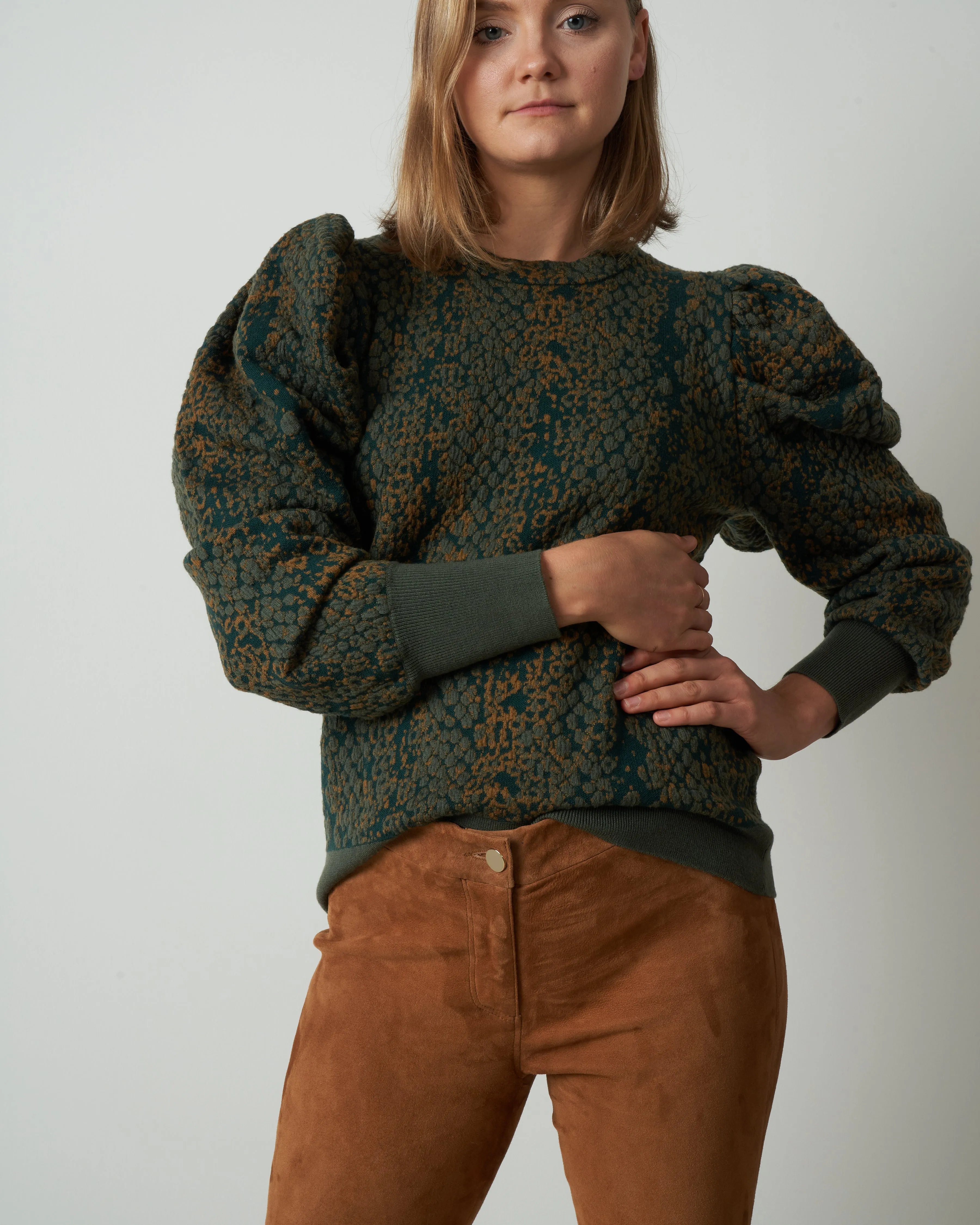 gemma pullover - pine python