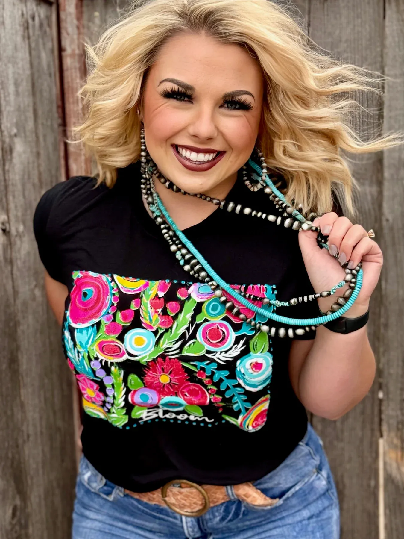 Gorgeous Bloom Graphic Tee!! Boho Style!! - Stuffology  Boutique