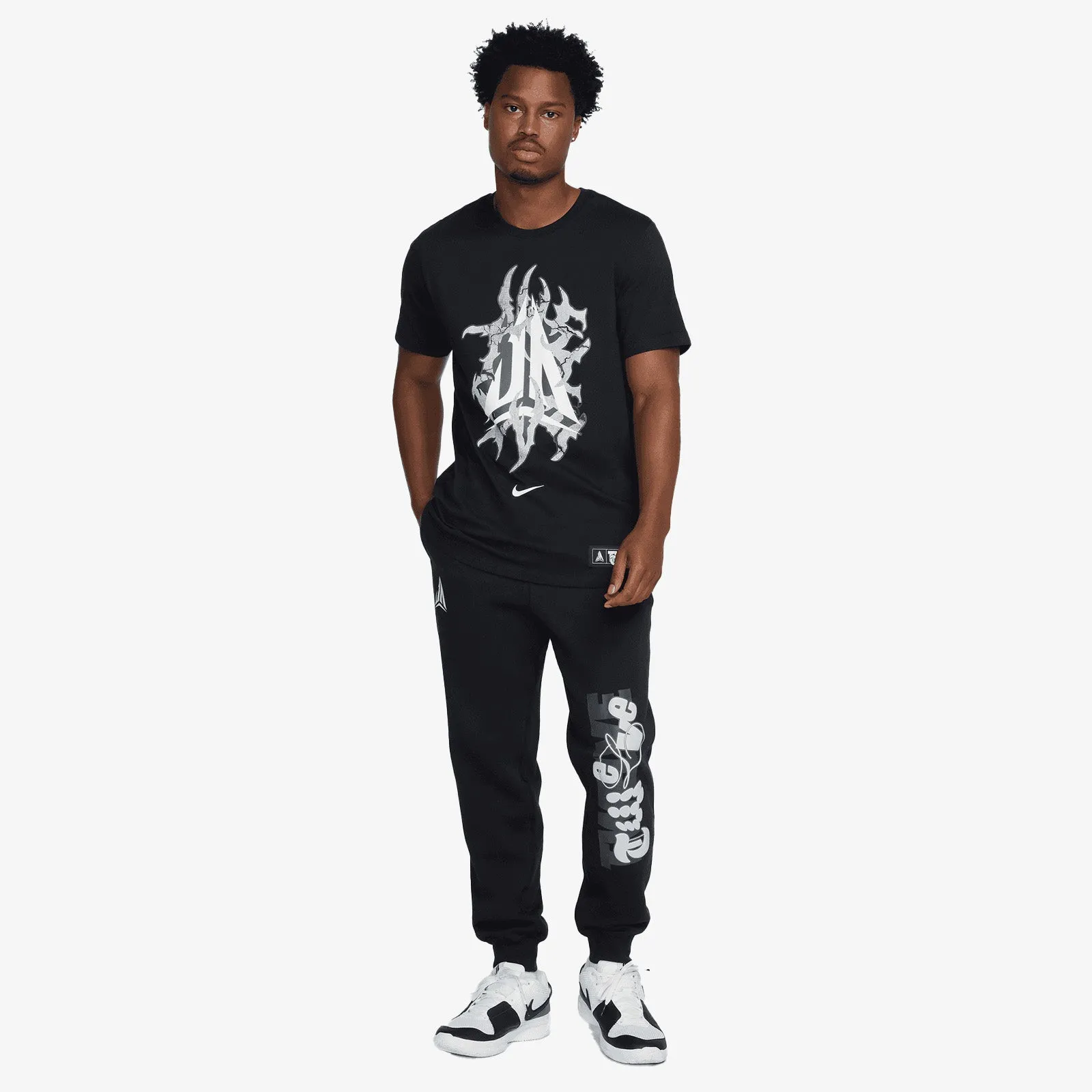 Ja Logo Graphic T-Shirt - Black