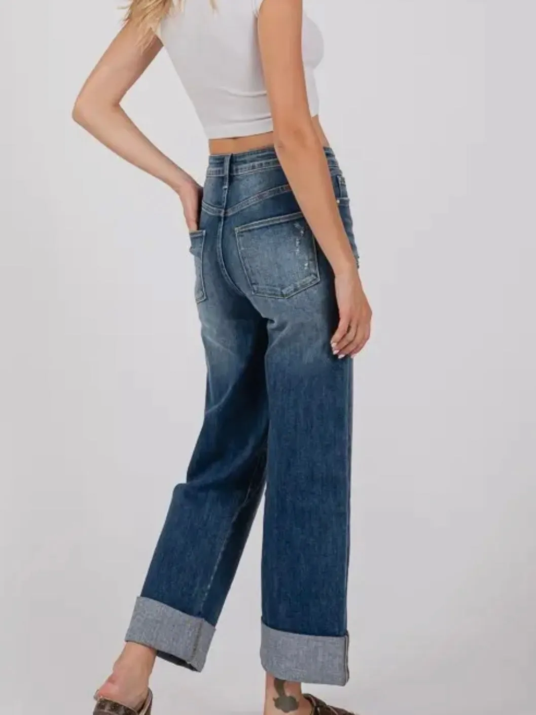 Kelsey Distresed Denim: Medium Wash