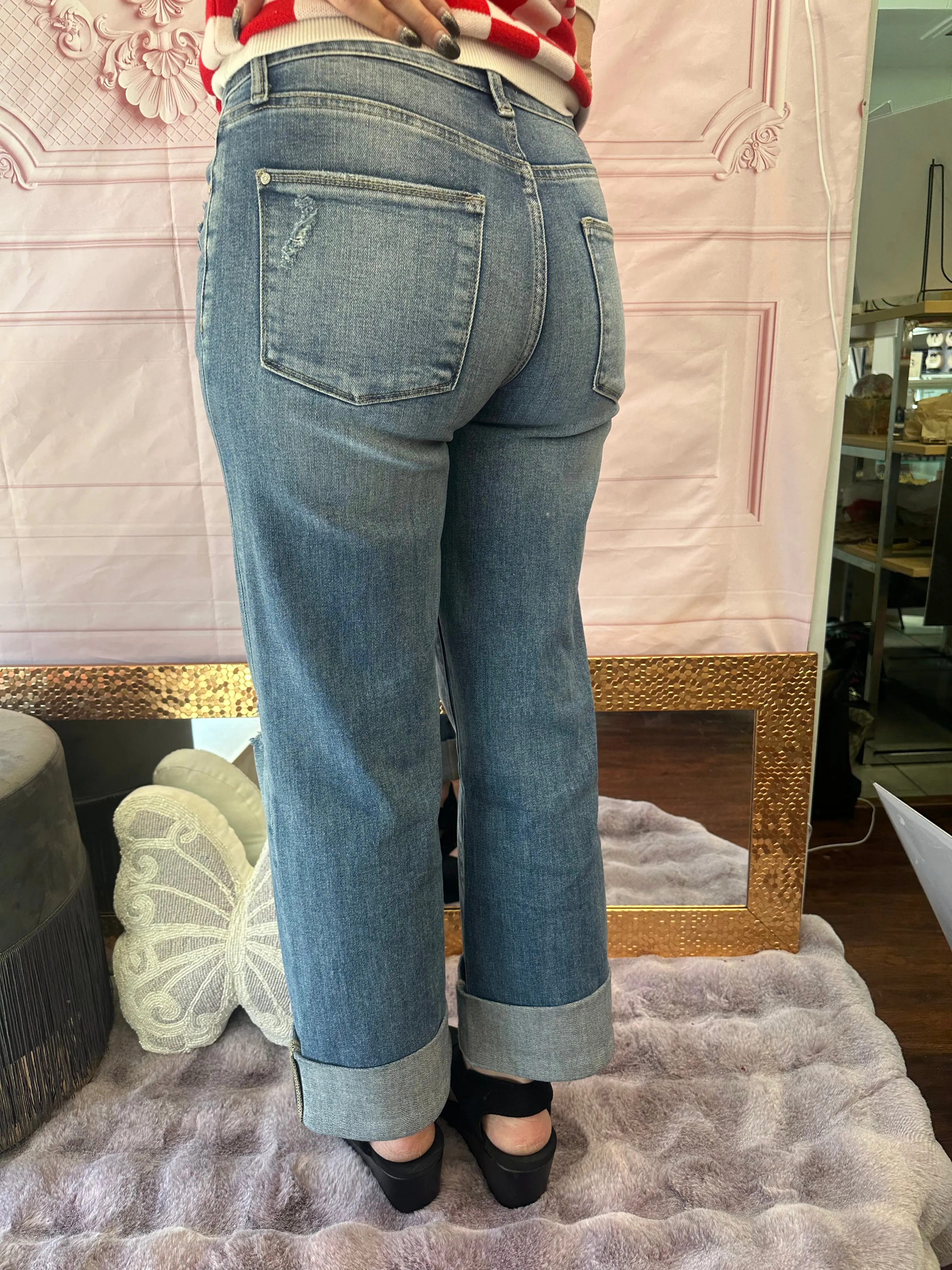 Kelsey Distresed Denim: Medium Wash