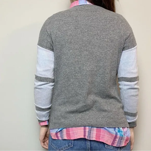 Kier J Cashmere Gray/Blue Stripe Sleeve Sweater