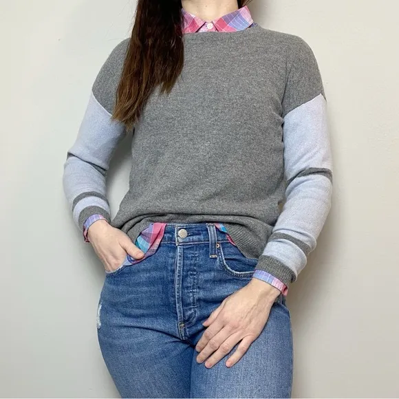 Kier J Cashmere Gray/Blue Stripe Sleeve Sweater