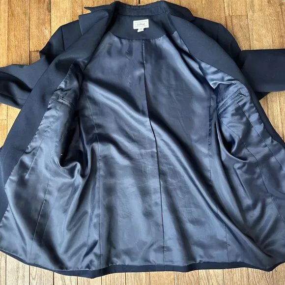 L.L. Bean Women’s Navy Blazer Single Breasted Gold Buttons 4P