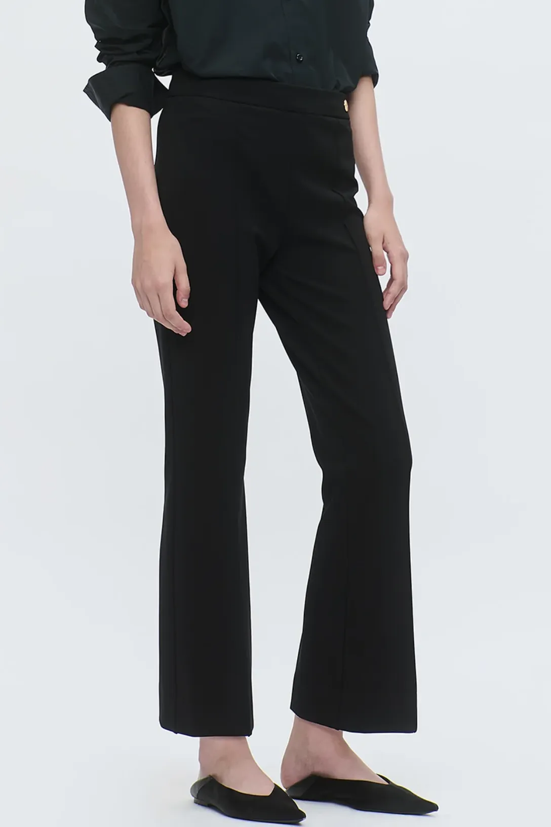 Lola Crop Pant | Black