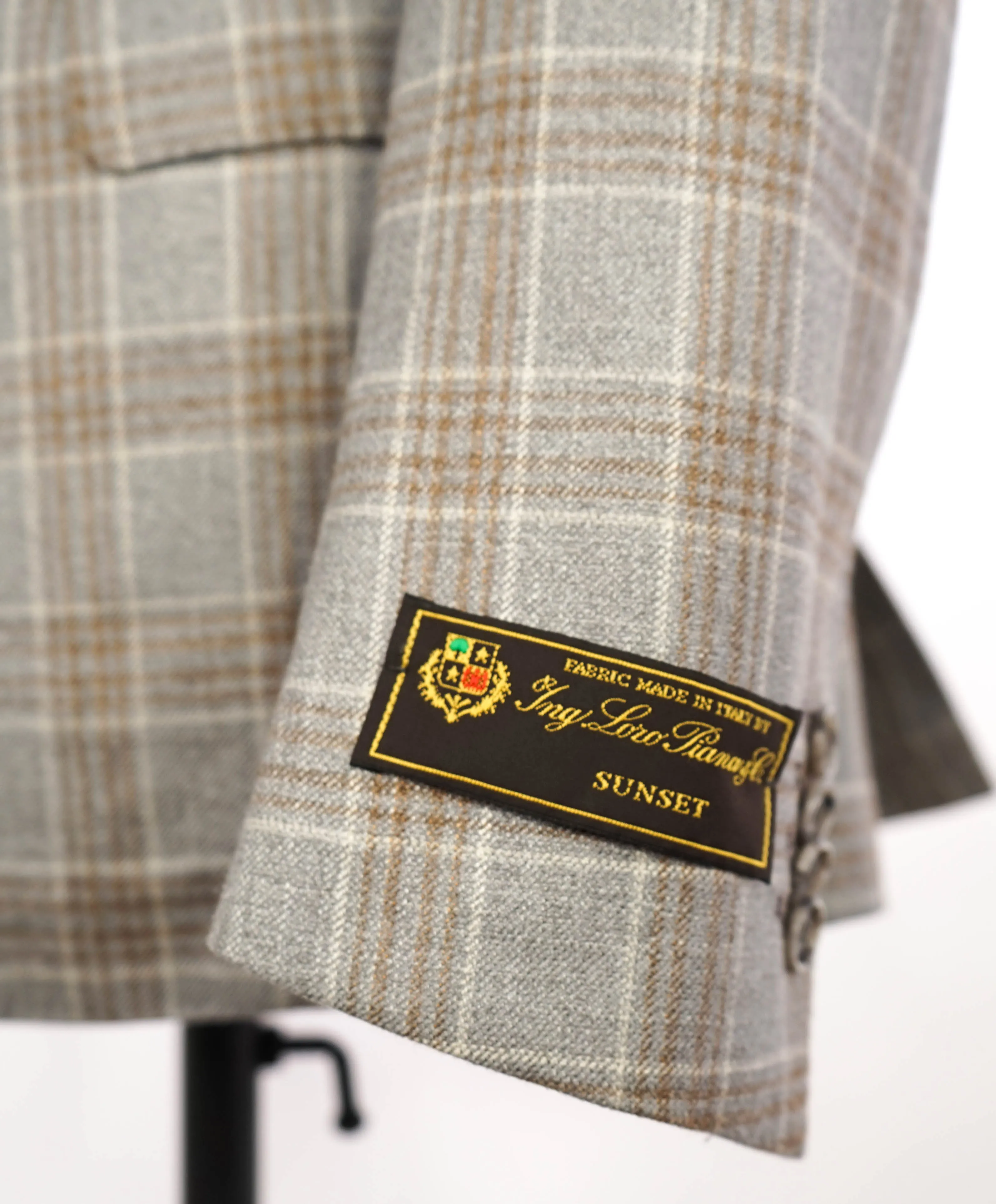 LORO PIANA -"SUNSET" For SAKS 5TH AVE CASHMERE/Silk Check Blazer- 46R