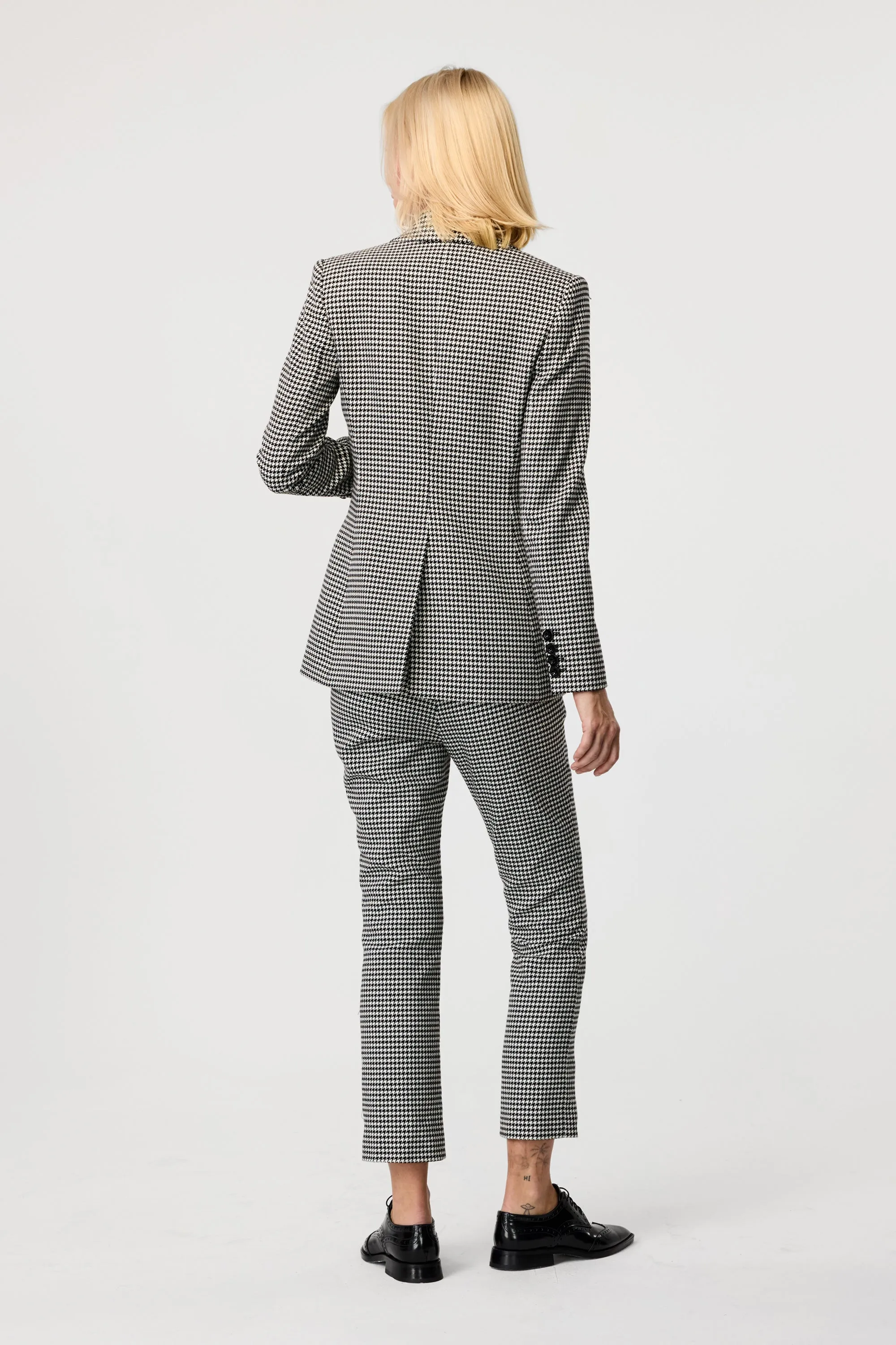 Magnolia Houndstooth Blazer