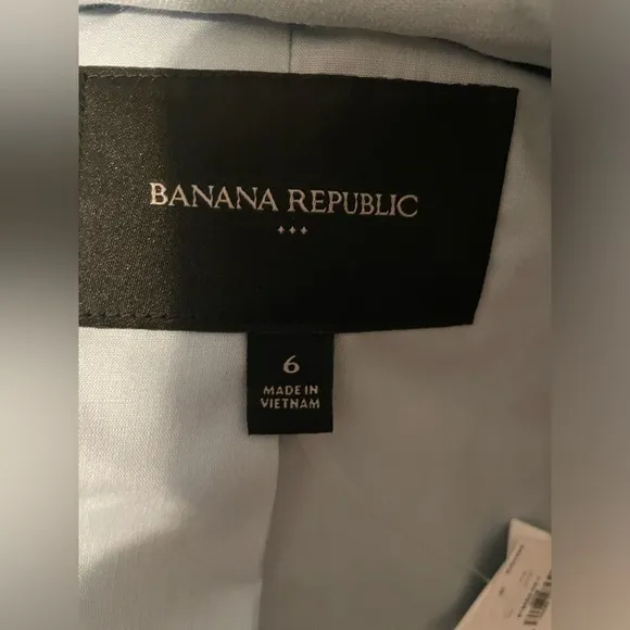 New with tags Banana Republic linen double breasted blazer in dream