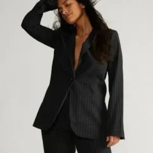 Norma Kamali Boyfriend Jacket Black Pinstripe Oversized Blazer Size 6