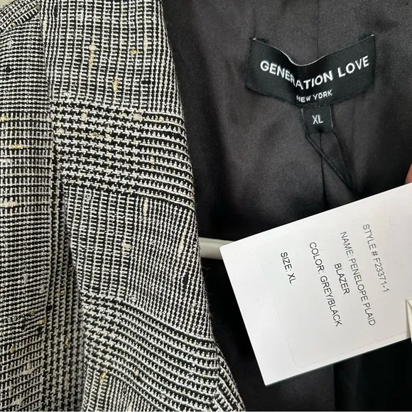 NWT $465 Generation Love-Penelope Oversized Plaid Blazer Size xl gold‎ silver
