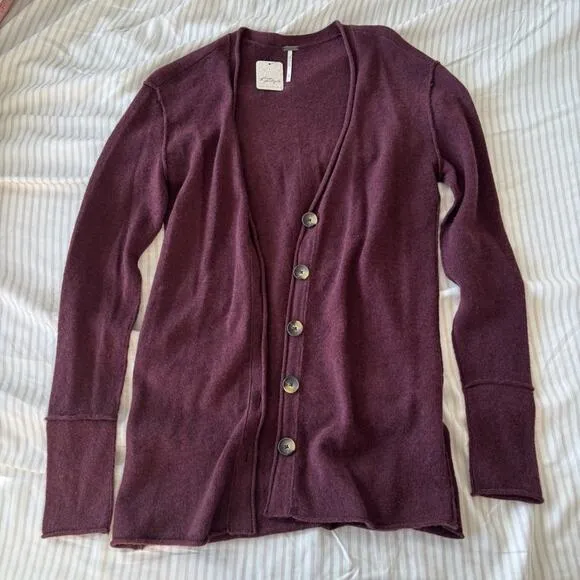 NWT Free People 100% Cashmere Burgundy Sweater