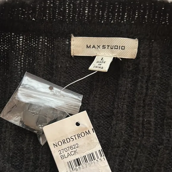 NWT Max Studio Pullover Cardigan sweater, black, women’s size Large.
