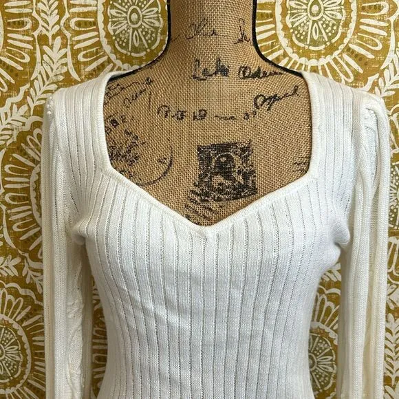 NWT PAIGE Europa Ribbed Knit Cotton-Silk Puff Sleeve Ruffle Sweater in Ivory M