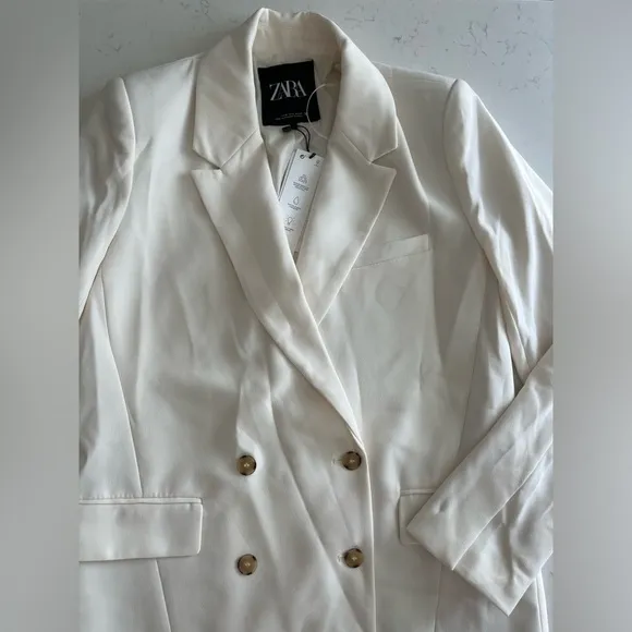 NWT Zara Basic Flowing Blazer