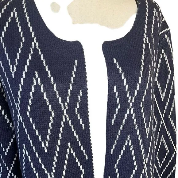Oliver O Womans Cardigan Size L Navy Blue and Cream Diamond Pattern NWT