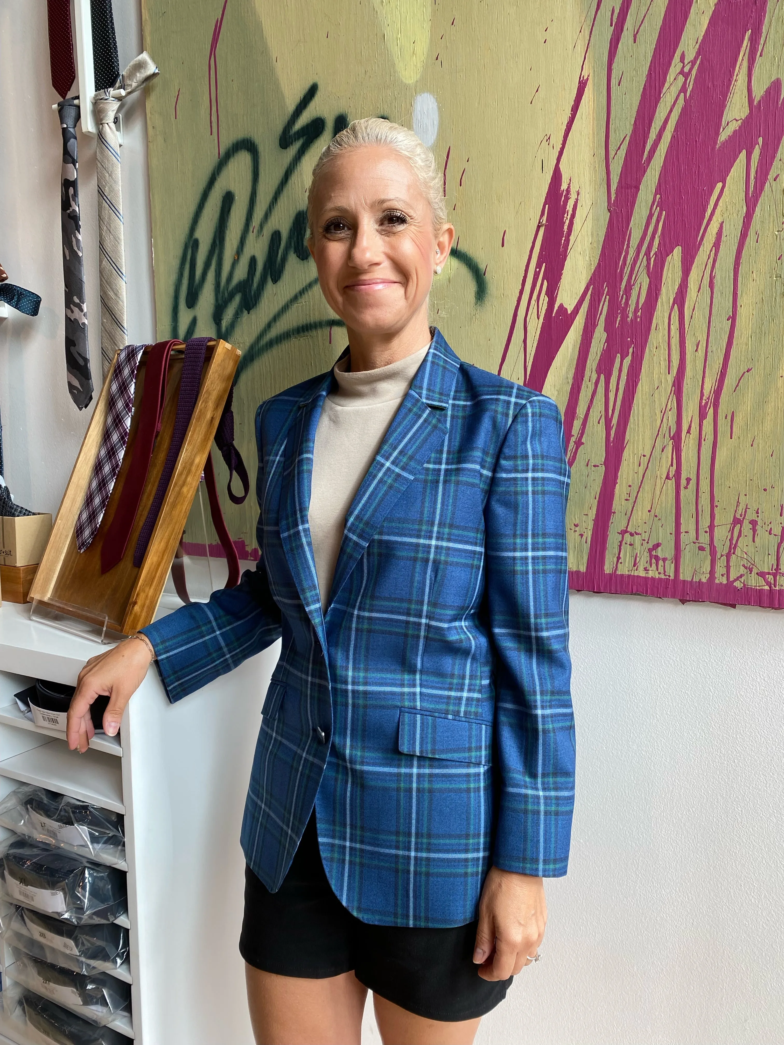 Pelotonia Feminine Navy Plaid Blazer