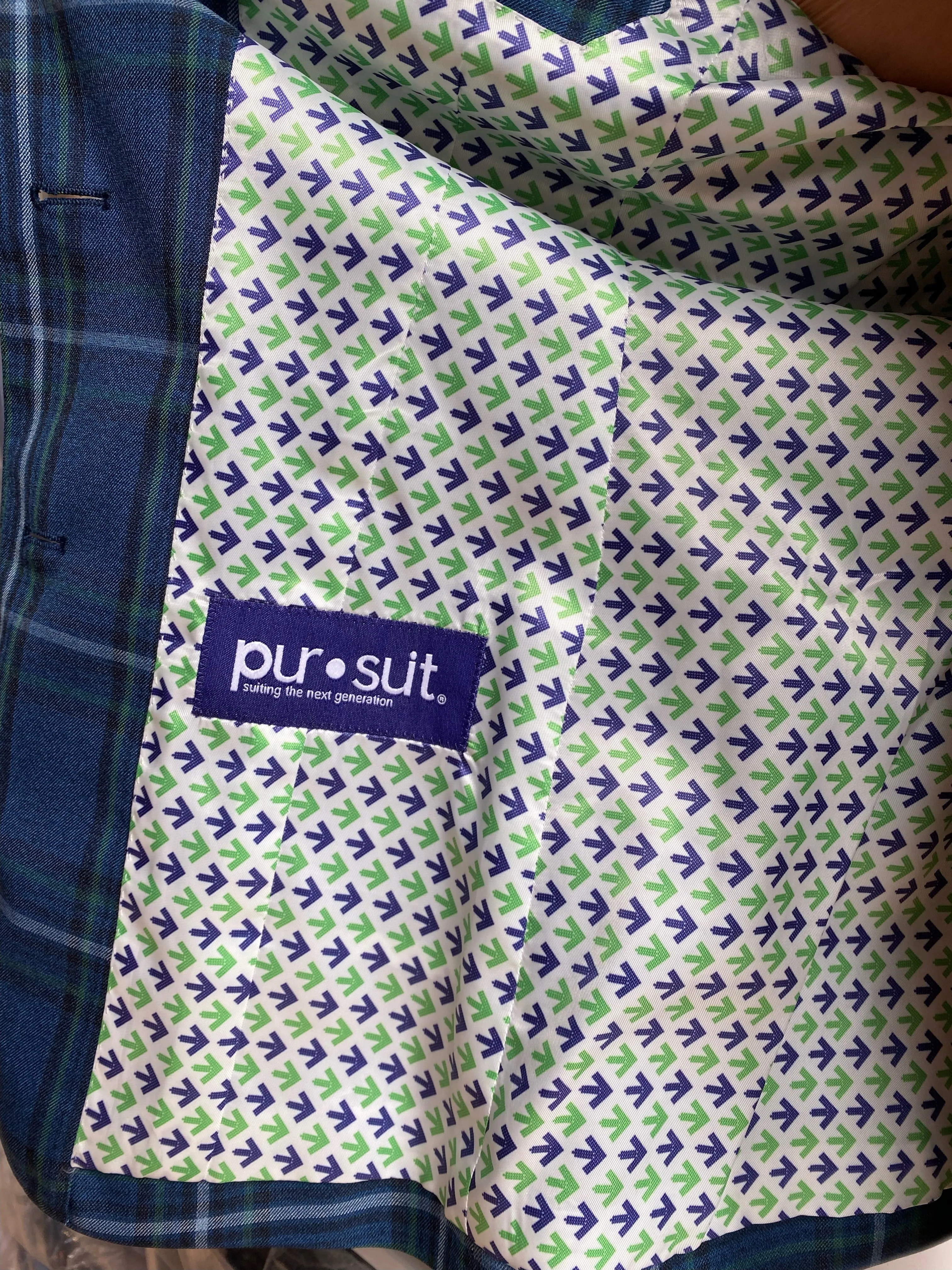 Pelotonia Feminine Navy Plaid Blazer