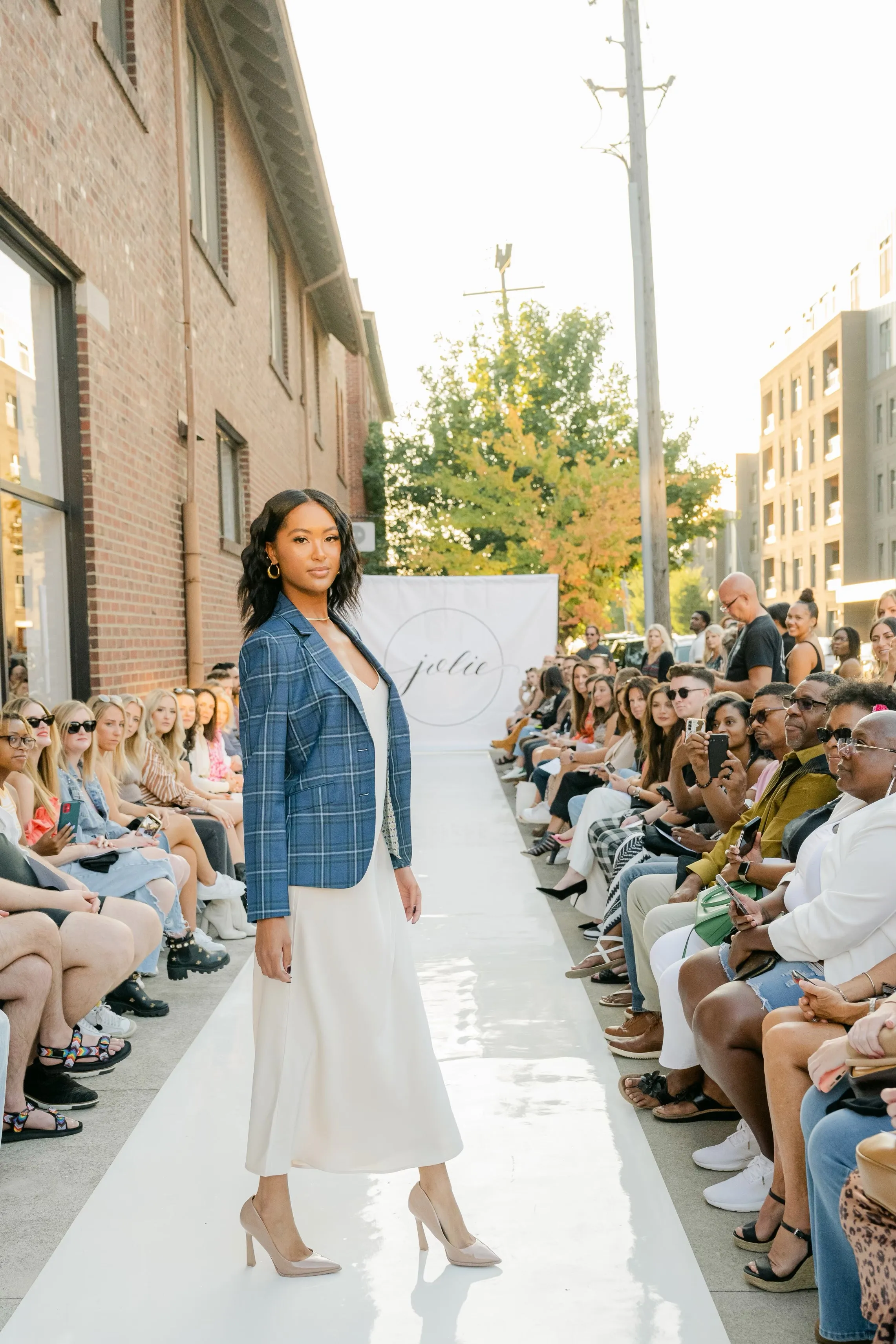 Pelotonia Feminine Navy Plaid Blazer
