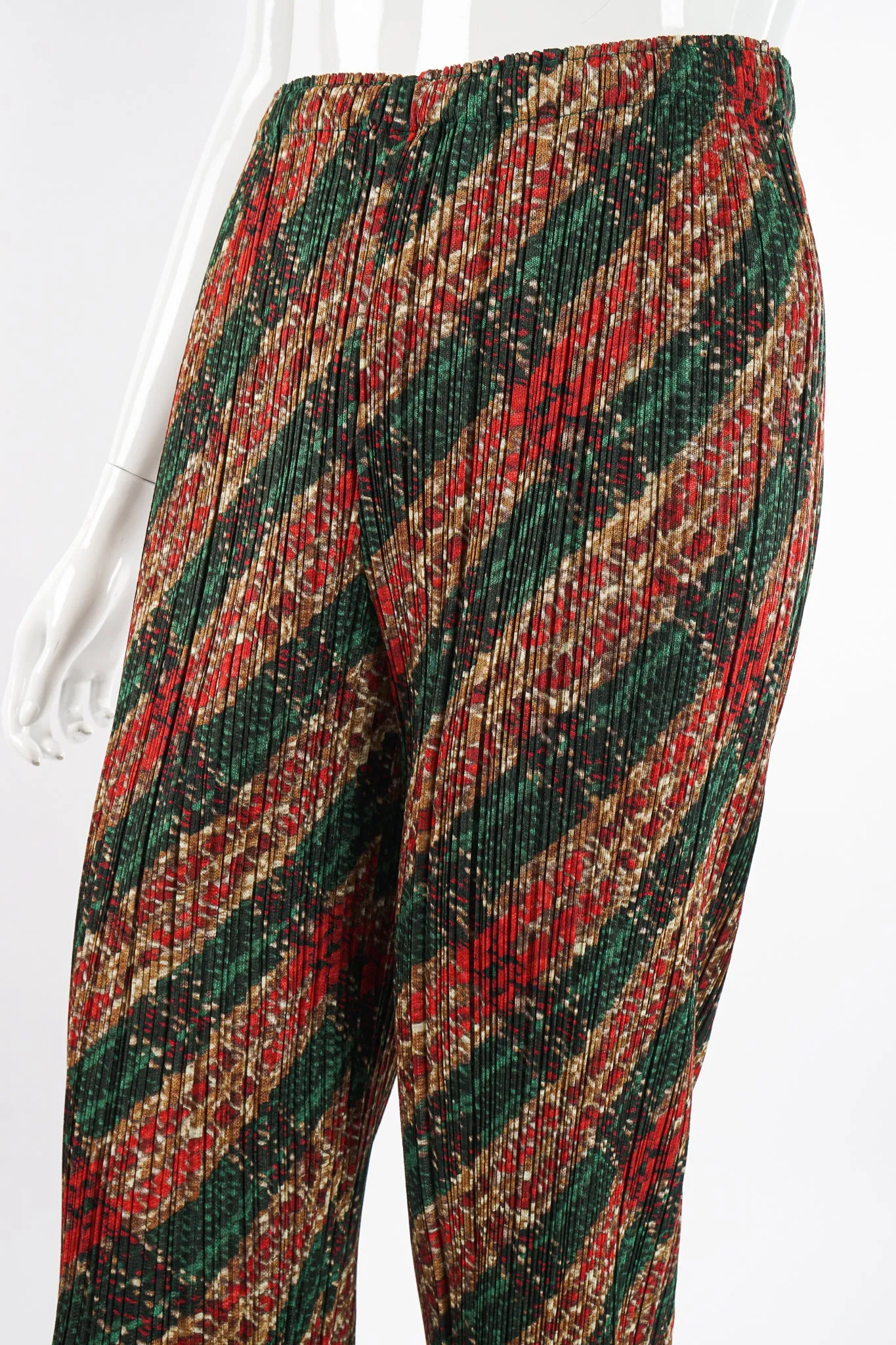 Plaid Stripe Pleated Pant