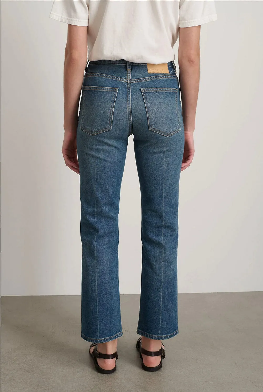 Rae Stretch Crop | Vista Blue