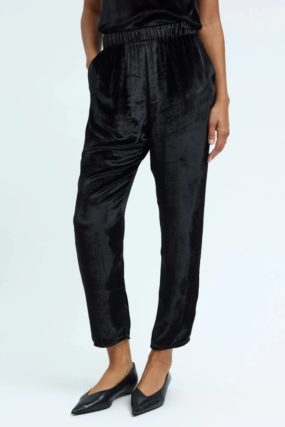 Raquel Allegra Fez Pant