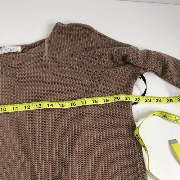 Sage The Label Tan Split Back Light Sweater M NWT