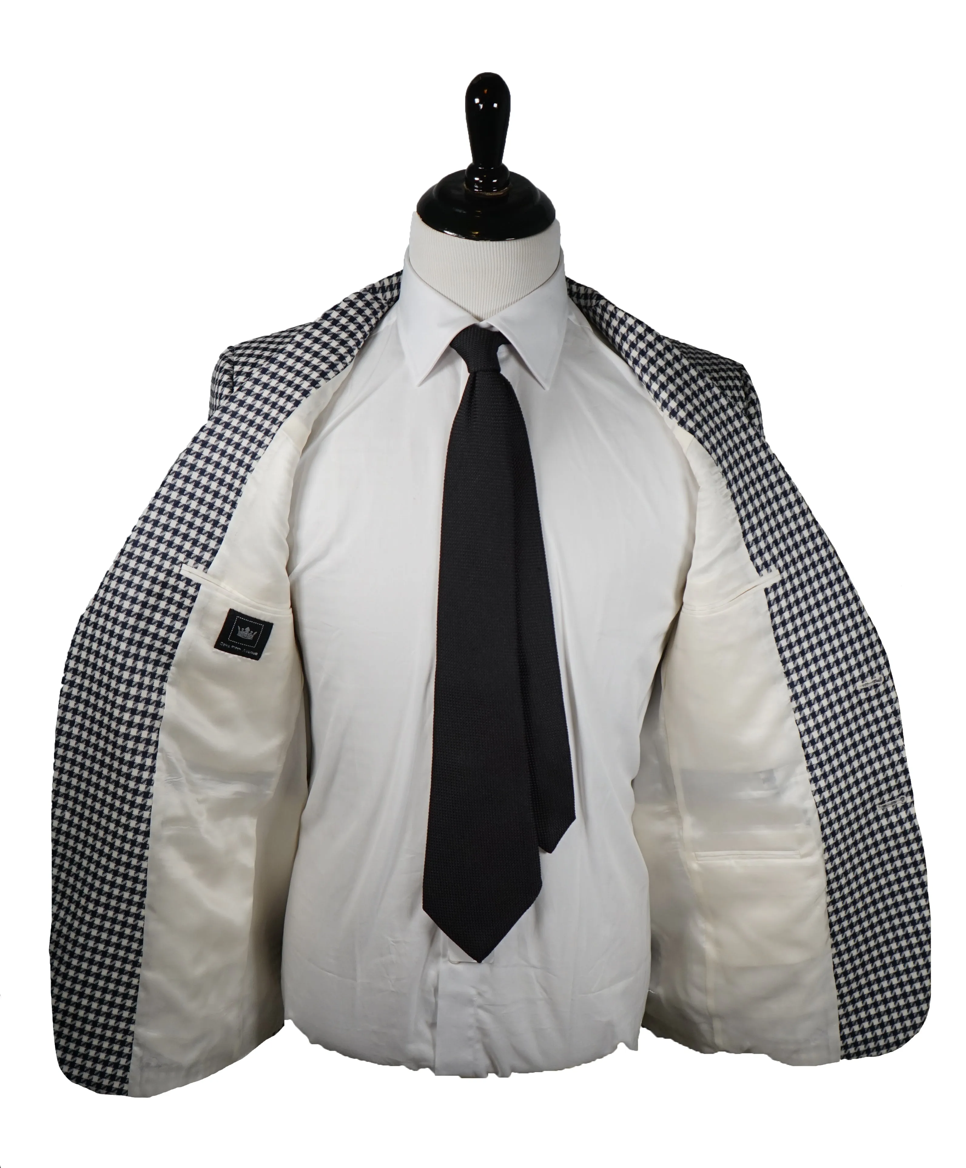 SAKS 5TH AVE BY HICKEY FREEMAN - Navy & Ivory Houndstooth Wool Blazer -  38R