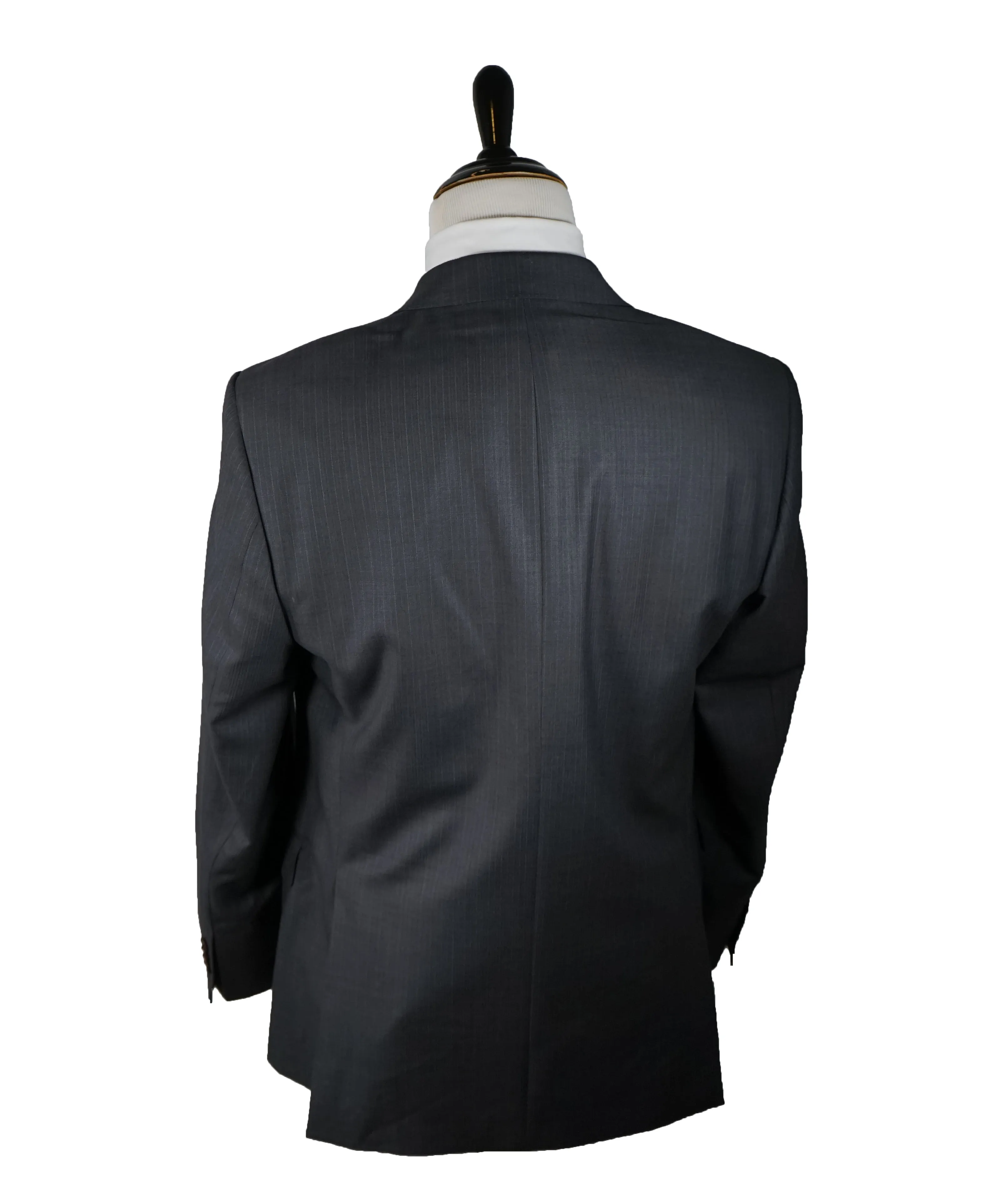 SAKS FIFTH AVENUE ERMENEGILDO ZEGNA CLOTH - Pinstripe Made in Italy Blazer- 42R